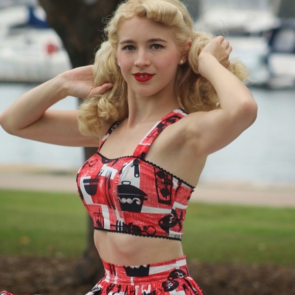 Bernie Dexter Trixie bbq halter top medium - Picture 1 of 3